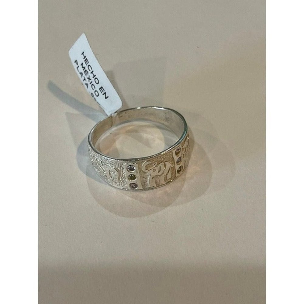 .925 SILVER RING SIZE 8